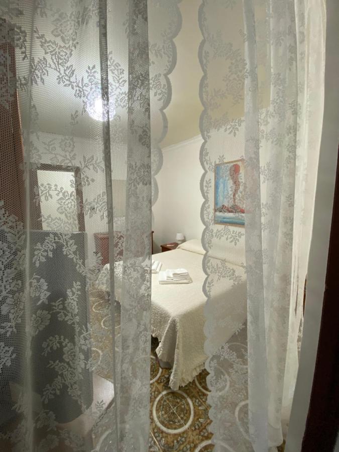 Quartieri Spagnoli Homecasa Vacanze Napoli Bagian luar foto