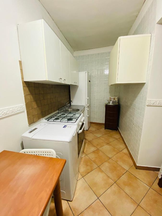 Quartieri Spagnoli Homecasa Vacanze Napoli Bagian luar foto