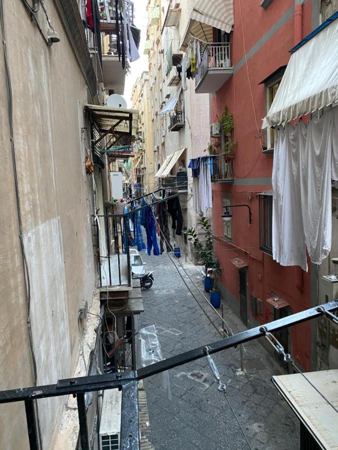 Quartieri Spagnoli Homecasa Vacanze Napoli Bagian luar foto