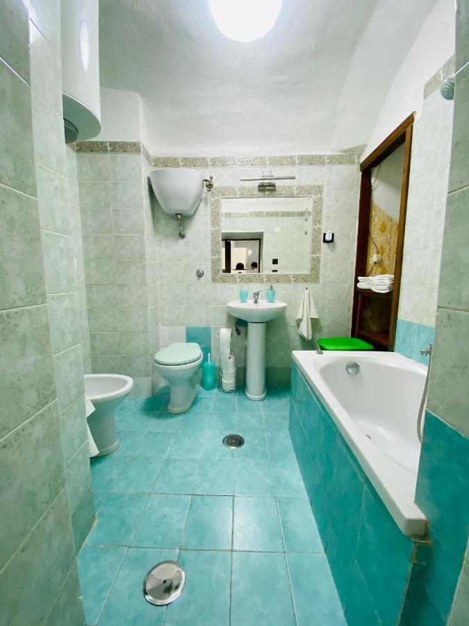 Quartieri Spagnoli Homecasa Vacanze Napoli Bagian luar foto