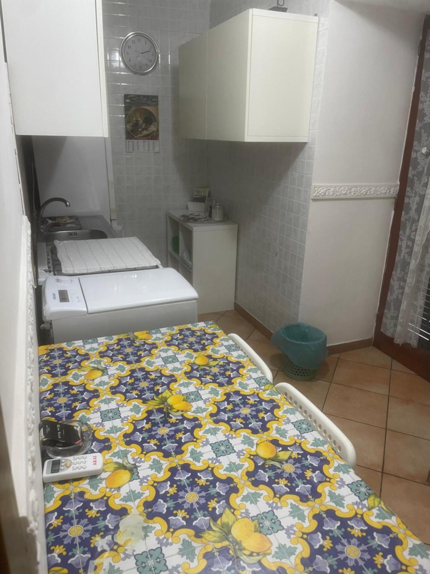 Quartieri Spagnoli Homecasa Vacanze Napoli Bagian luar foto