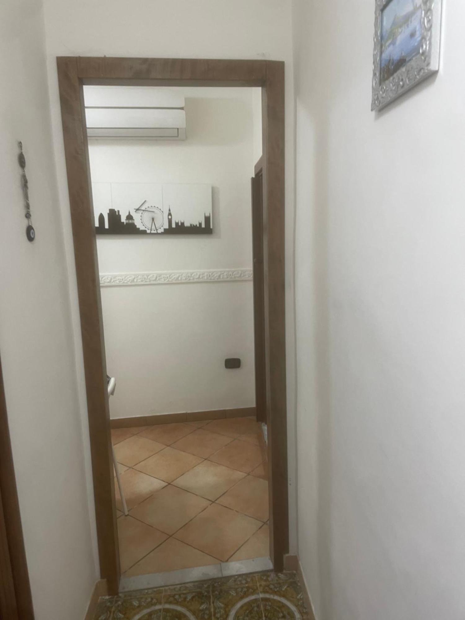 Quartieri Spagnoli Homecasa Vacanze Napoli Bagian luar foto